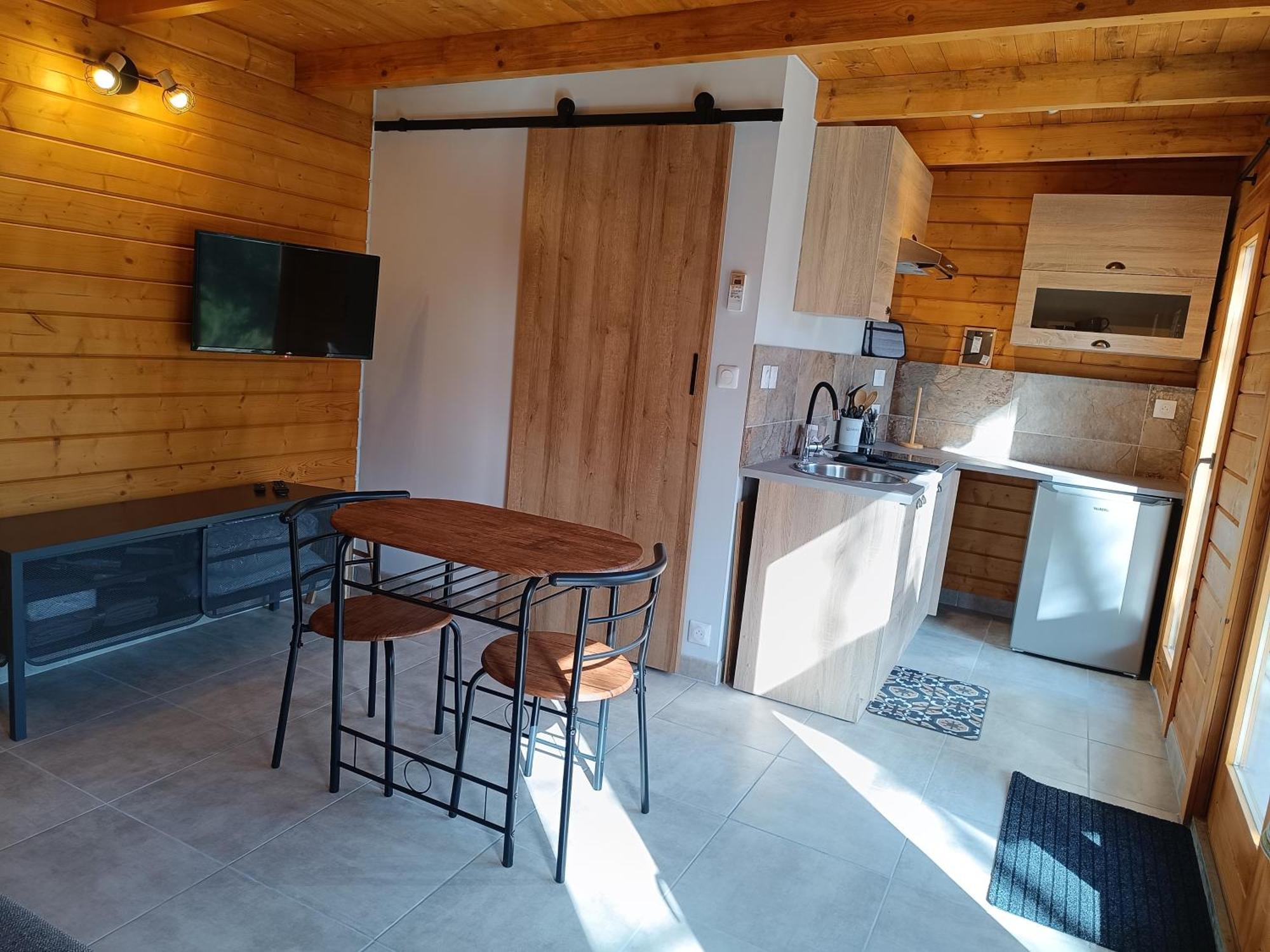 Escapade Sous Les Pins 20m2 *
