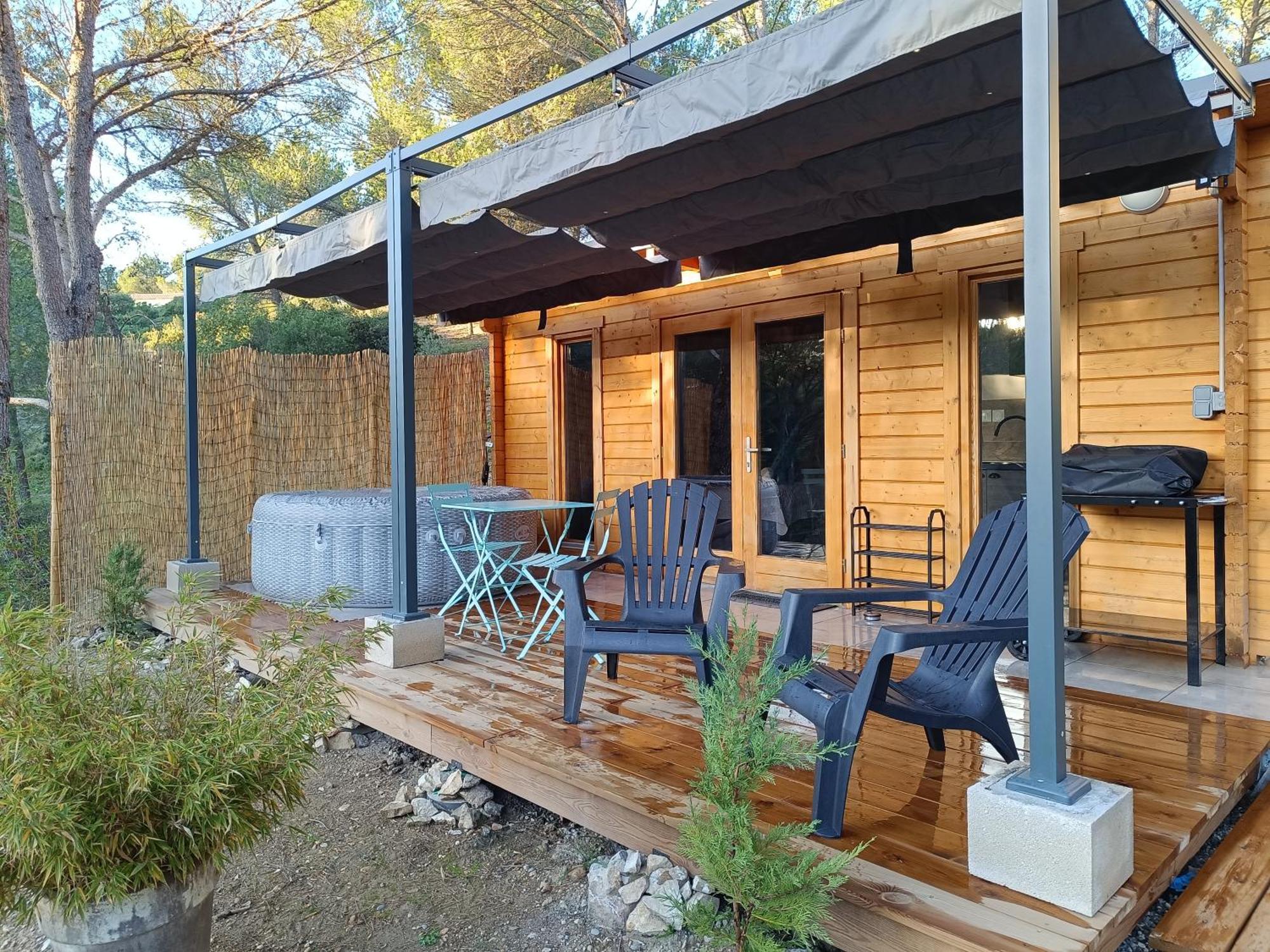 Escapade Sous Les Pins 20m2 * Aurons