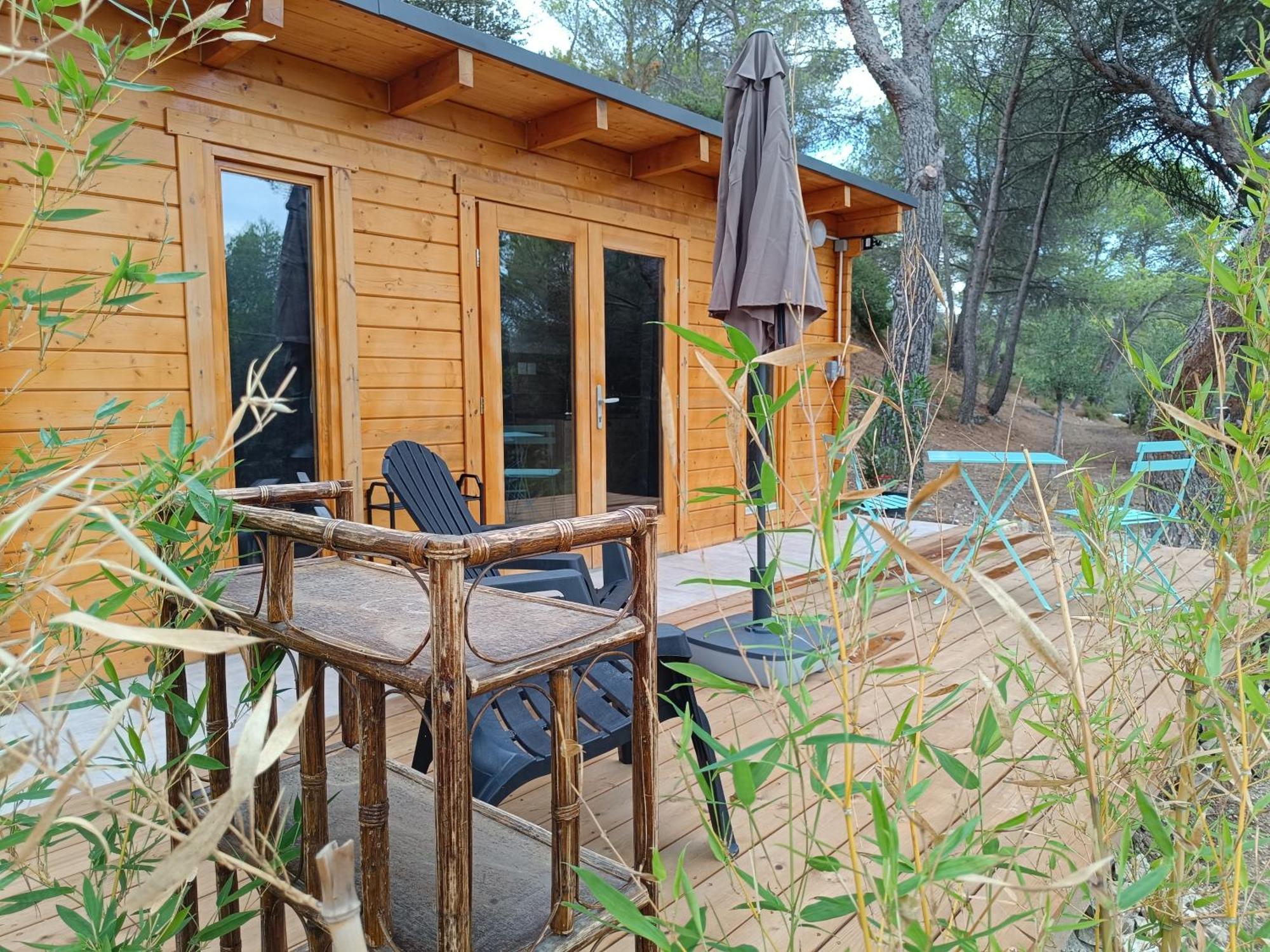 Escapade Sous Les Pins 20m2 Aurons