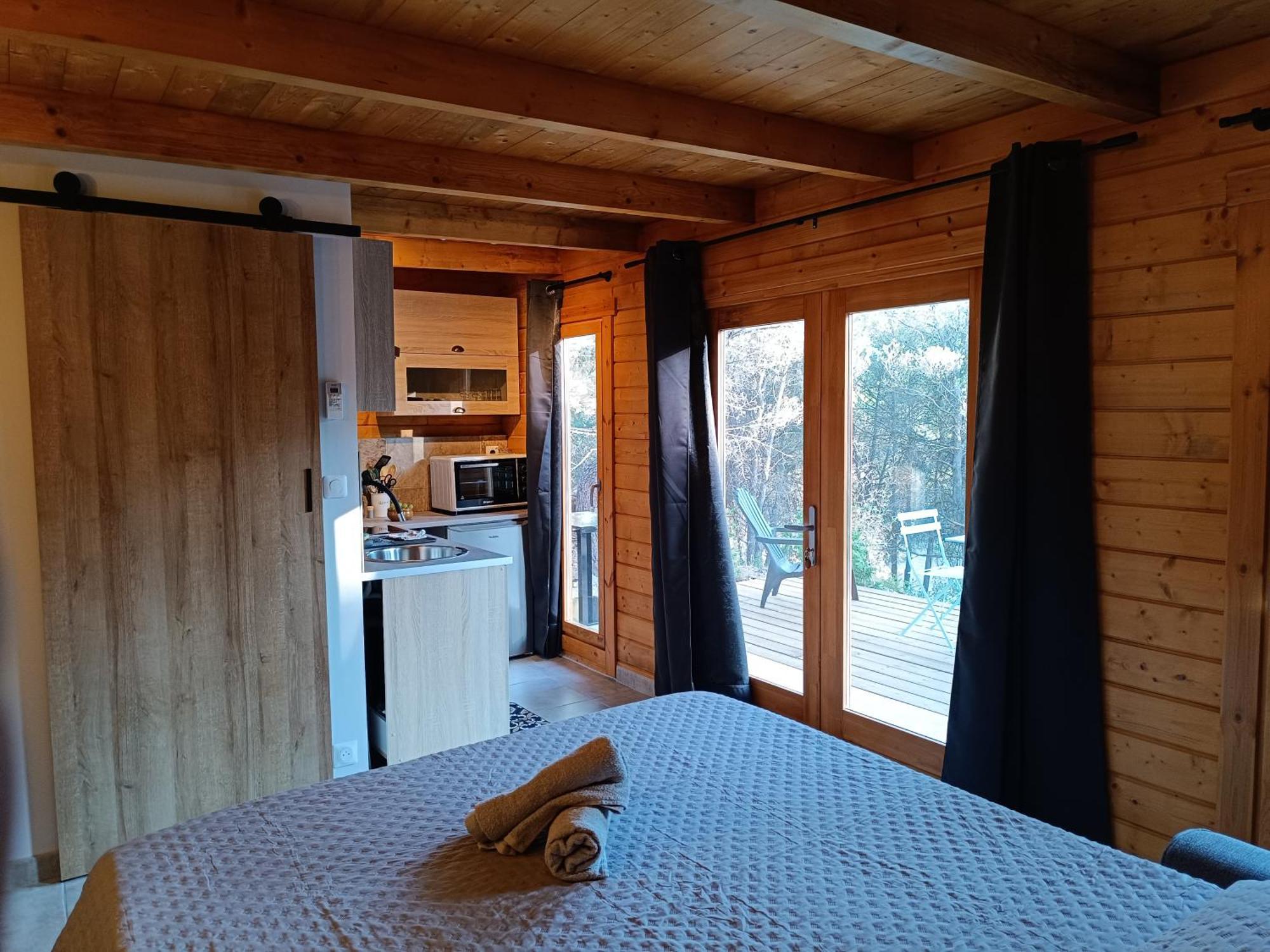 Escapade Sous Les Pins 20m2 *